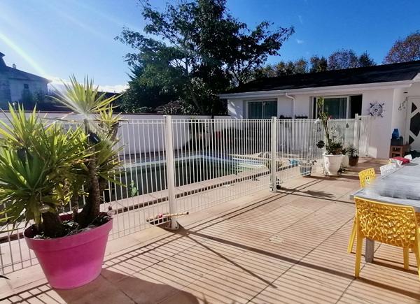 Laloubère (65310) Maison de village