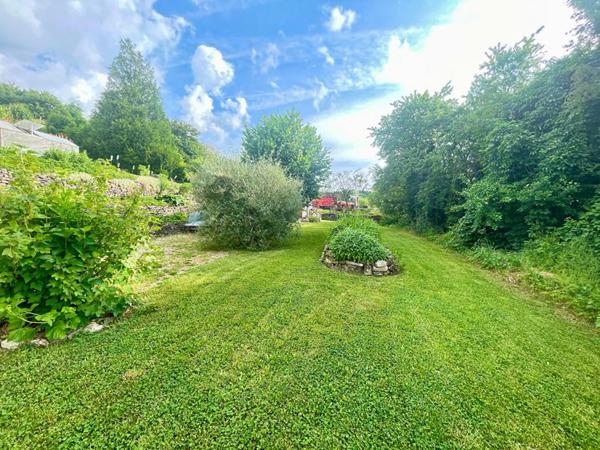 Maison individuelle  8 pièce(s) 212 m2