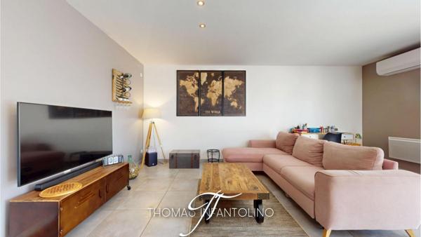 EN EXCLUSIVITE - 4 CHAMBRES - PANNEAUX SOLAIRES - THERMODYNAMIQUE - CLIMATISATION - GARAGE - PISCINE