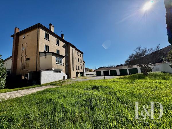 Ténement immobilier 800 m2 au bord du Rhône