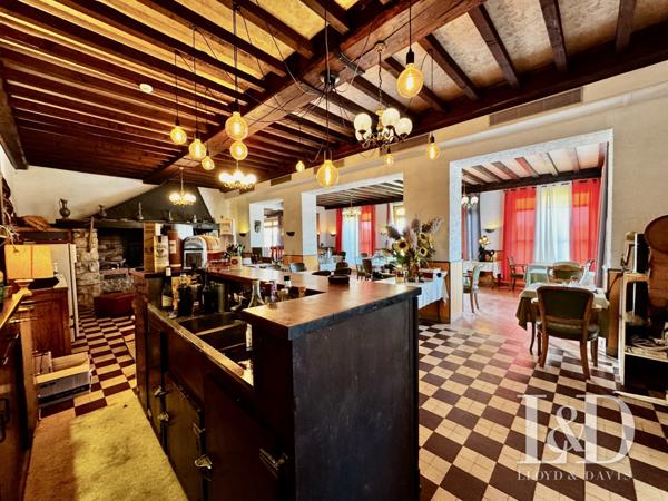 Ténement immobilier 800 m2 au bord du Rhône