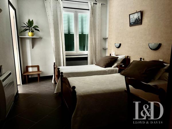 Ténement immobilier 800 m2 au bord du Rhône