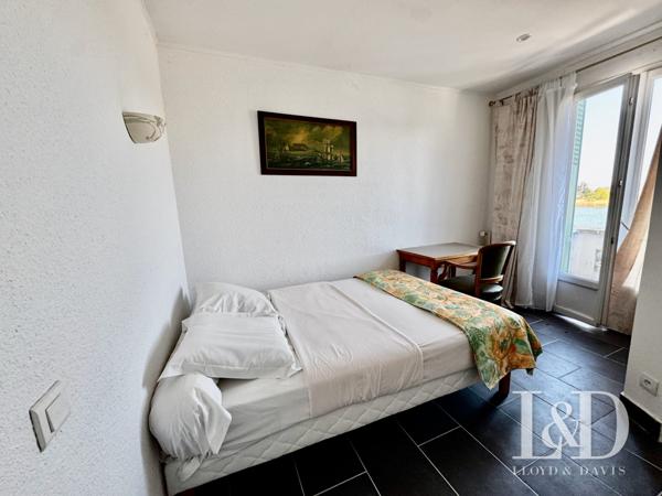 Ténement immobilier 800 m2 au bord du Rhône