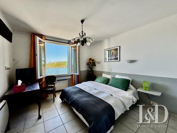 Ténement immobilier 800 m2 au bord du Rhône