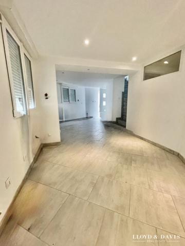 Ténement immobilier 800 m2 au bord du Rhône