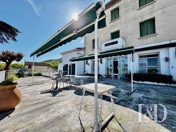 Ténement immobilier 800 m2 au bord du Rhône