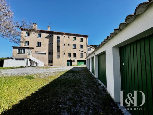 Ténement immobilier 800 m2 au bord du Rhône