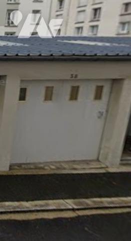 Un garage à vendre.