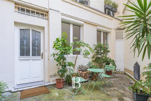 Paris 2ème, Appartement  32 m² à vendre
