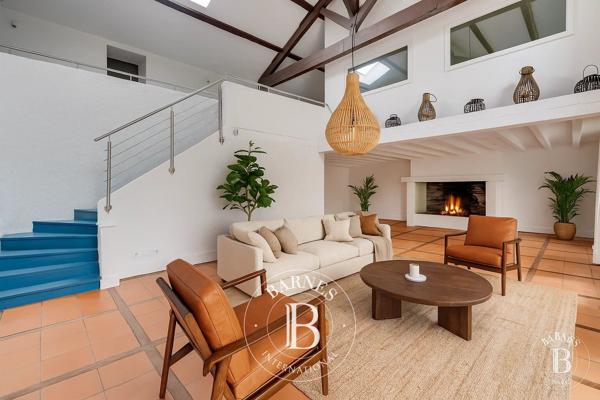 Aucamville, Maison 4 Chambres -  260 m² à vendre
