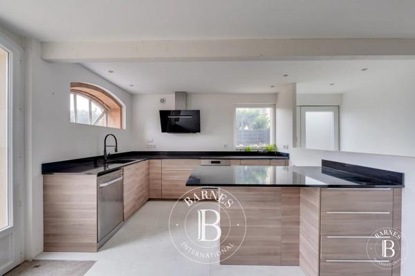 Aucamville, Maison 4 Chambres -  260 m² à vendre