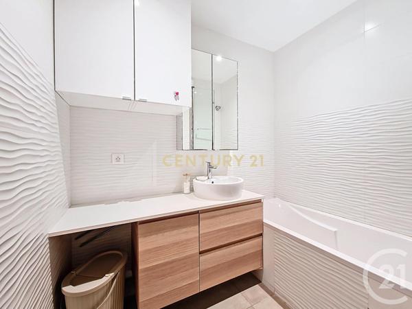 Appartement F5 à vendre  5 pièces - 96,64 m2 BOURG LA REINE - 92