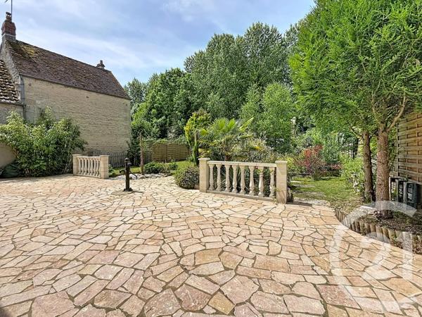 Maison à vendre  4 pièces - 80 m 2   ARGENTAN  - 61