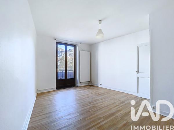 Location appartement 3 pièces 56 m² Grenoble