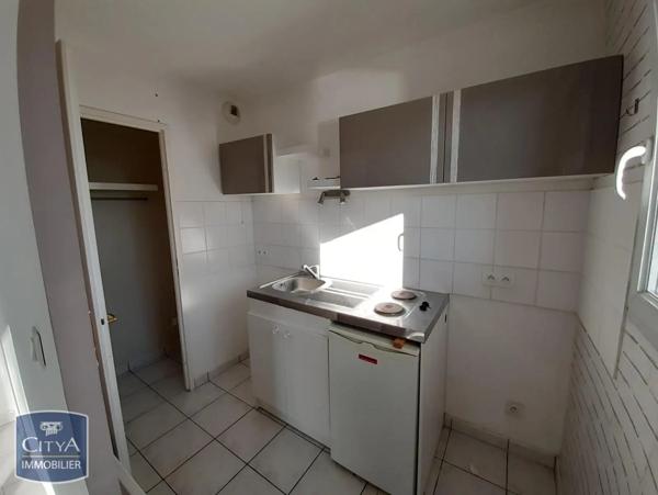 Appartement à louer 1 pièce 30.1m²