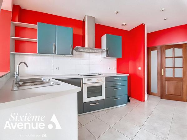 Appartement 3 pièces 153.86 m2