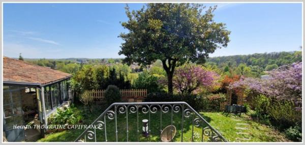 à vendre SAINT MAIXENT L'ECOLE (79) propriété P12 de 446 m² - Terrain de 2 152 m²