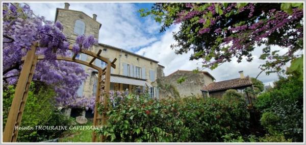 à vendre SAINT MAIXENT L'ECOLE (79) propriété P12 de 446 m² - Terrain de 2 152 m²