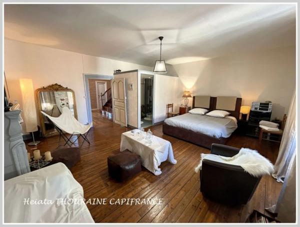 à vendre SAINT MAIXENT L'ECOLE (79) propriété P12 de 446 m² - Terrain de 2 152 m²