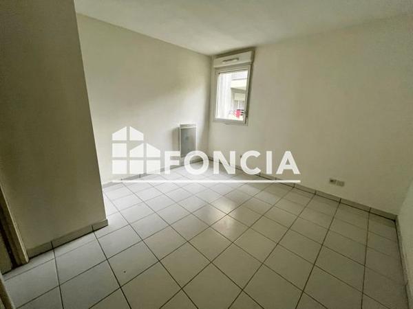 Location Appartement 2 pièces 39.7 m² - 304-350-390 AVENUE DE LA ROSELIERE Thyez 74300