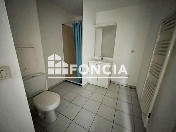 Location Appartement 2 pièces 39.7 m² - 304-350-390 AVENUE DE LA ROSELIERE Thyez 74300