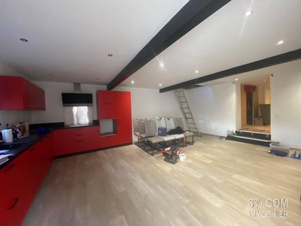 3%COM Maison alsacienne en cours de rénovation Hochfelden (67270)