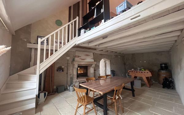 Maison à vendre    5 pièces •  Mer