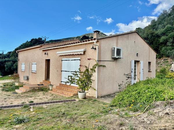 MAISON DE PLAIN-PIED À ALATA, SECTEUR TROVA .