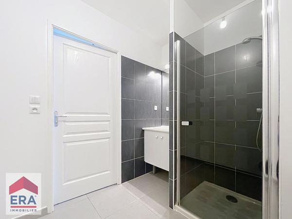 Marseille 14e  Haut du Merlan - T2 de 40 m² avec terrasse et 2 places de stationnement