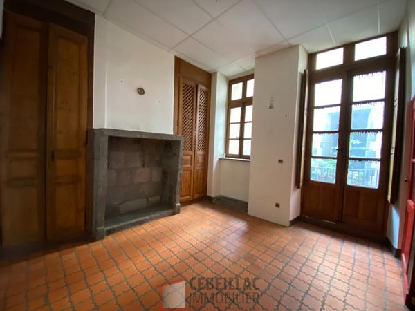 Plateau Central ? Élégant appartement de 98 m² au charme de l'ancien