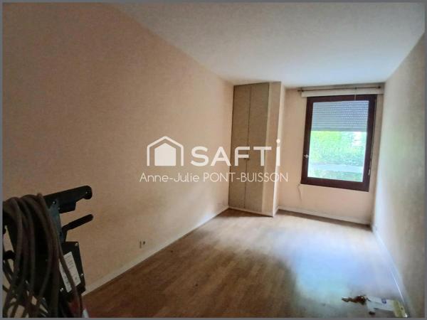 Rez-de-jardin avec terrasse