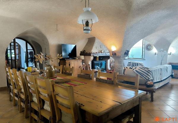 Maison T4 de village avec jardin/garage- le Monêtier-Les-Bains