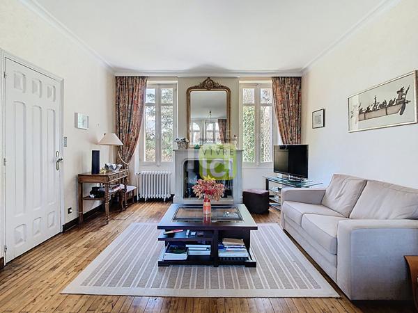 Maison d'exception 1930 - Quartier Sacré-Coeur -180 m² - Jardin arboré sans vis-à-vis