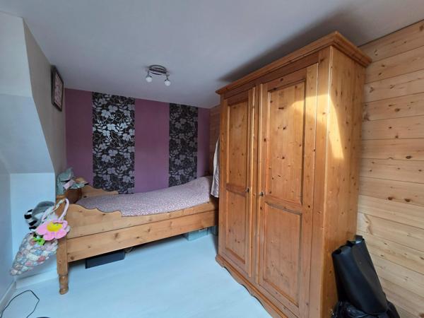 Maison à TONNEVILLE, 50460 - 4 pièces 74m²