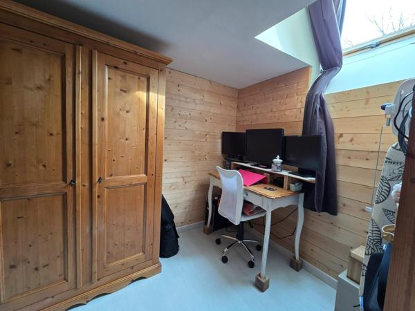 Maison à TONNEVILLE, 50460 - 4 pièces 74m²