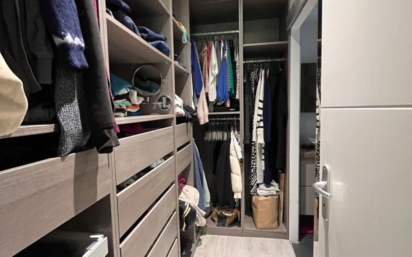 Maison à vendre    6 pièces •  Saint-Denis-en-Val