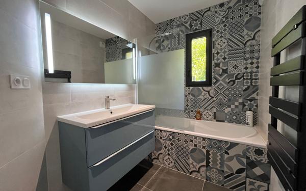 Maison à vendre    6 pièces •  Saint-Denis-en-Val