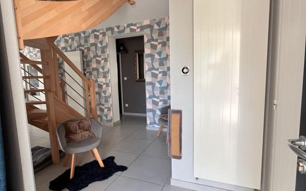 Maison à vendre    6 pièces •  Saint-Denis-en-Val