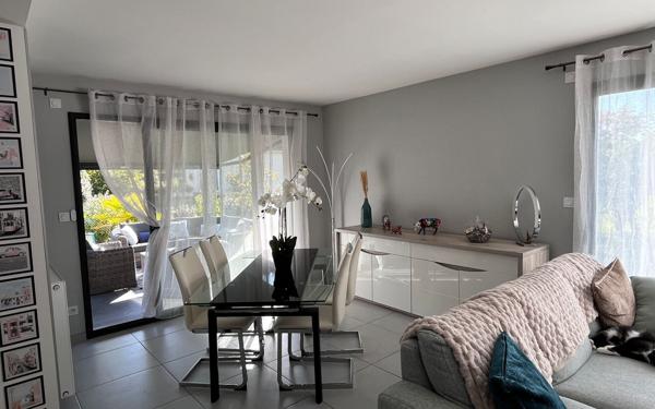 Maison à vendre    6 pièces •  Saint-Denis-en-Val