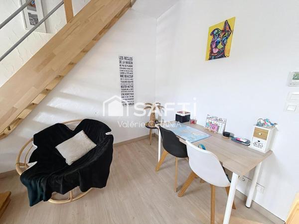 A Morette, maison mitoyenne de 137m² habitables.