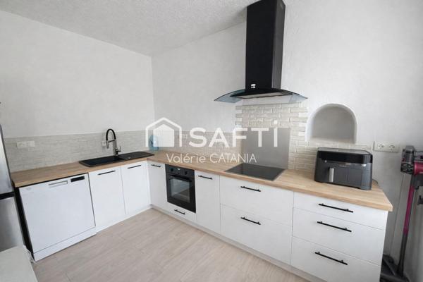 A Morette, maison mitoyenne de 137m² habitables.