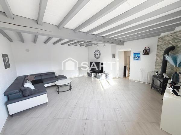 A Morette, maison mitoyenne de 137m² habitables.