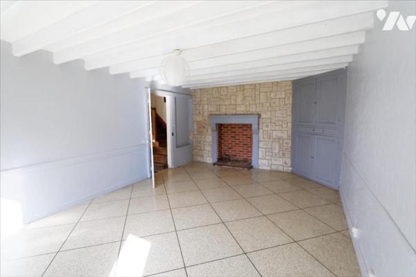 BOURG DE LATILLE - IMMEUBLE DE RAPPORT