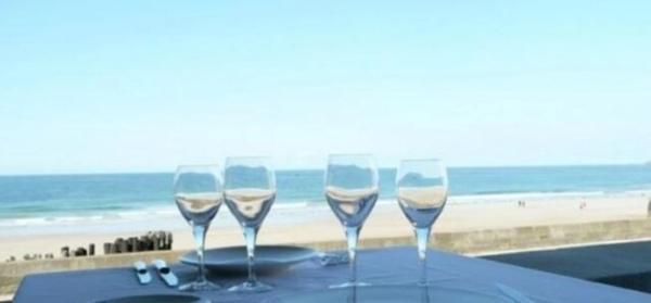 Finistère Sud (29), à vendre Crêperie glacier Brasserie bar avec vue mer