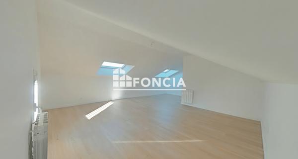 Location Appartement 4 pièces 76.21 m² - Vaujours 93410