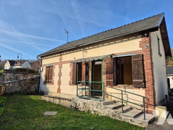Maison à Vendre à Attichy (60350) (20min de COMPIEGNE et 25min de SOISSONS)
Maison à rénover d...