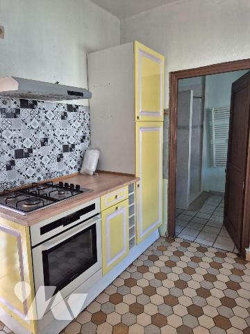 Maison à Vendre à Attichy (60350) (20min de COMPIEGNE et 25min de SOISSONS)
Maison à rénover d...