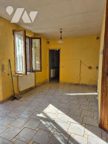 Maison à Vendre à Attichy (60350) (20min de COMPIEGNE et 25min de SOISSONS)
Maison à rénover d...