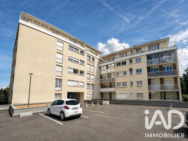 Location appartement 3 pièces 71 m² Élancourt