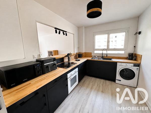 Location appartement 3 pièces 71 m² Élancourt